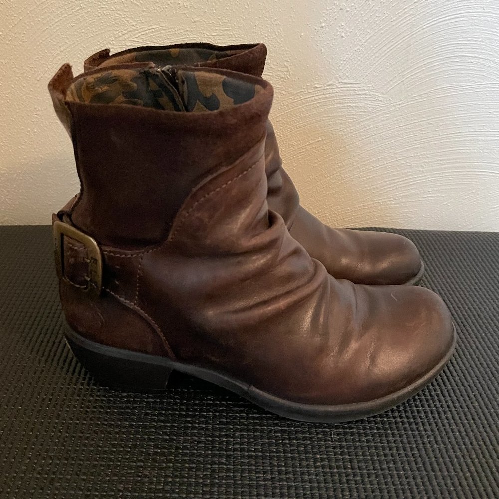 Fly London Leather/Suede ankle boots